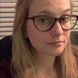 Meet your Posher, Kim